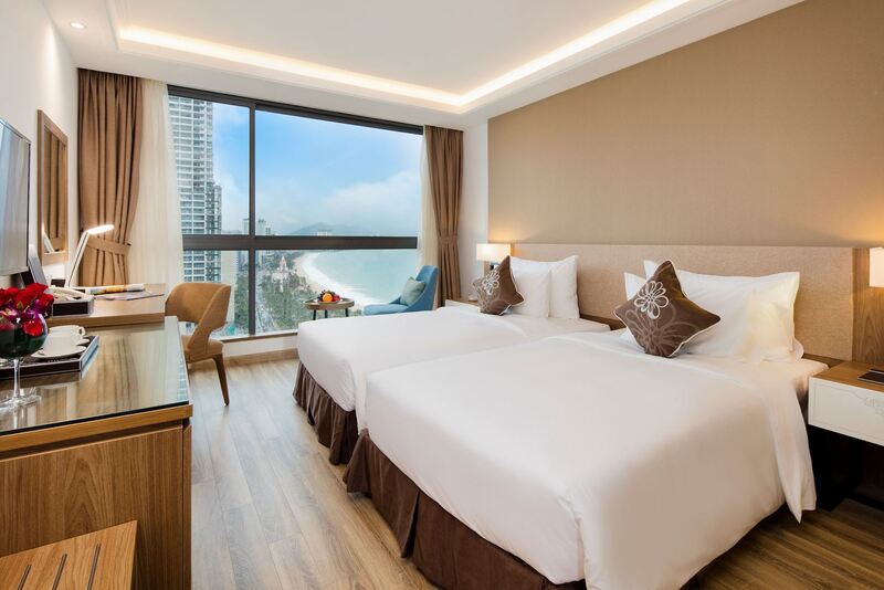Khách sạn Comodo Nha Trang, khách sạn 4 sao với view biển Trần Phú 3