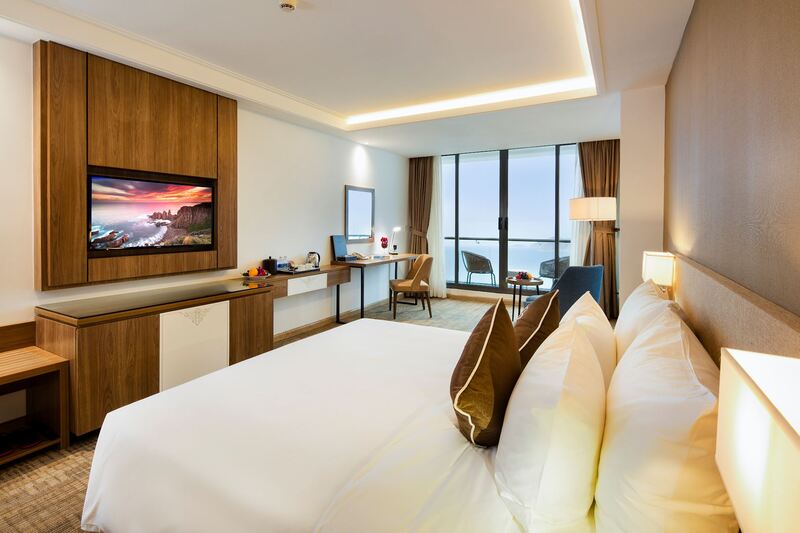 Khách sạn Comodo Nha Trang, khách sạn 4 sao với view biển Trần Phú 4