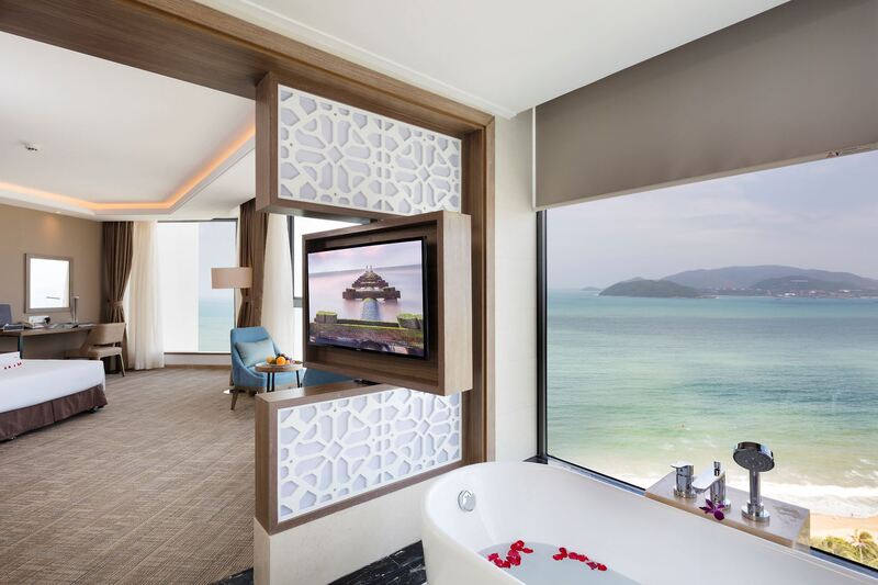 Khách sạn Comodo Nha Trang, khách sạn 4 sao với view biển Trần Phú 5