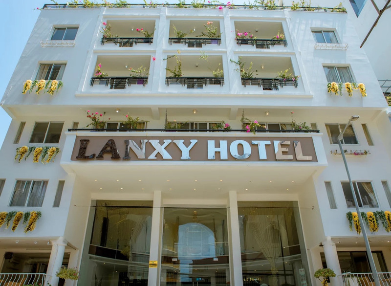 17 khách sạn Nha Trang gần biển đẹp, giá tốt nhất 2026 5
