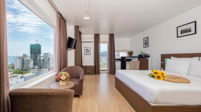 17 khách sạn Nha Trang gần biển đẹp, giá tốt nhất 2026 8