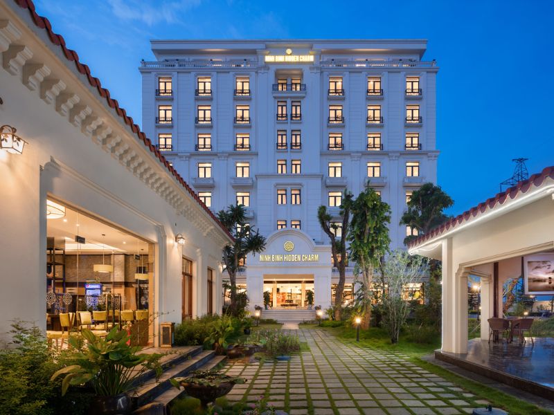 Top 10 khách sạn Ninh Bình chất lượng hàng đầu với giá cực tốt 2