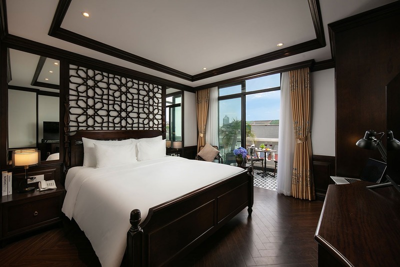 Bỏ túi 6 khách sạn phố cổ, khám phá văn hóa 36 phố phường 8