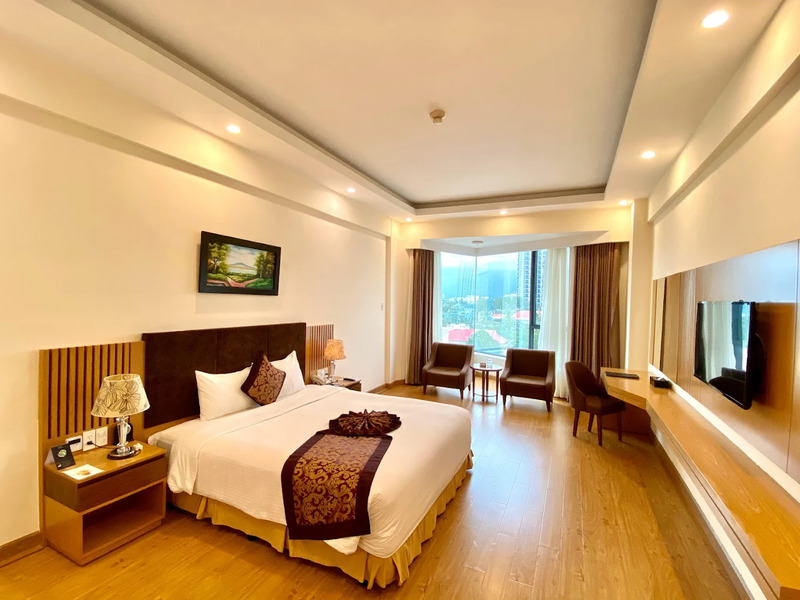 Top 20 khách sạn Quy Nhơn gần biển view đẹp, tiện nghi, giá tốt nhất 5