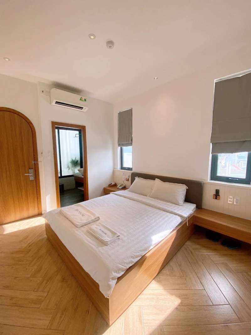 Top 20 khách sạn Quy Nhơn gần biển view đẹp, tiện nghi, giá tốt nhất 36