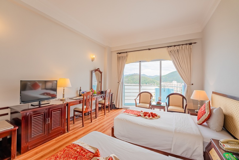 Top 20 khách sạn Quy Nhơn gần biển view đẹp, tiện nghi, giá tốt nhất 7