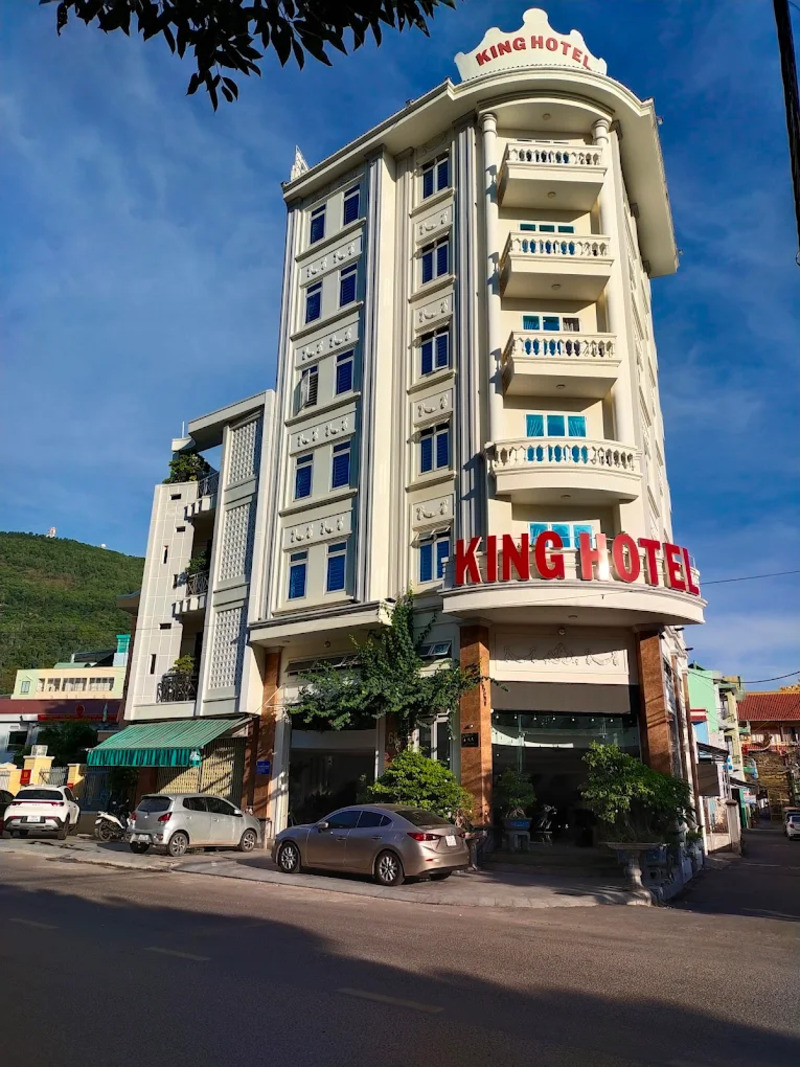 Top 20 khách sạn Quy Nhơn gần biển view đẹp, tiện nghi, giá tốt nhất 28