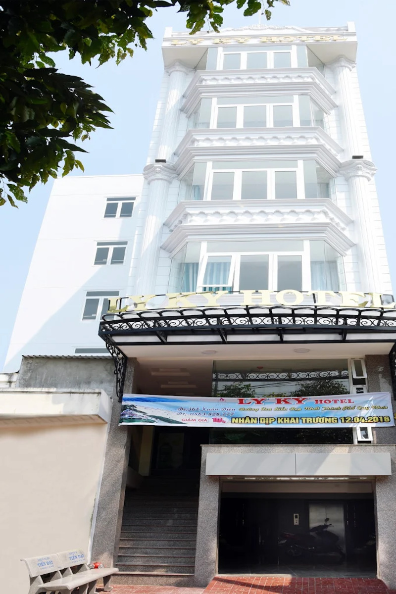 Top 20 khách sạn Quy Nhơn gần biển view đẹp, tiện nghi, giá tốt nhất 23