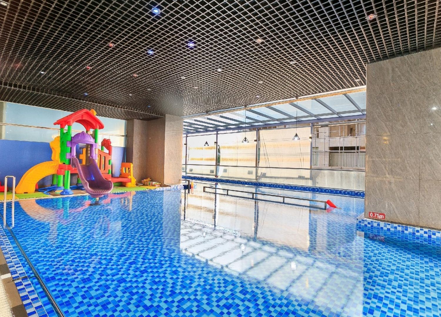 Khách sạn San Hô Vũng Tàu (Coral Hotel), quẩy 'cực đã' trên tầng thượng 20