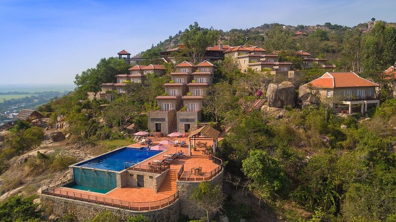 Review khách sạn Victoria Núi Sam Lodge nghỉ dưỡng kiểu Pháp giữa lòng An Giang 10