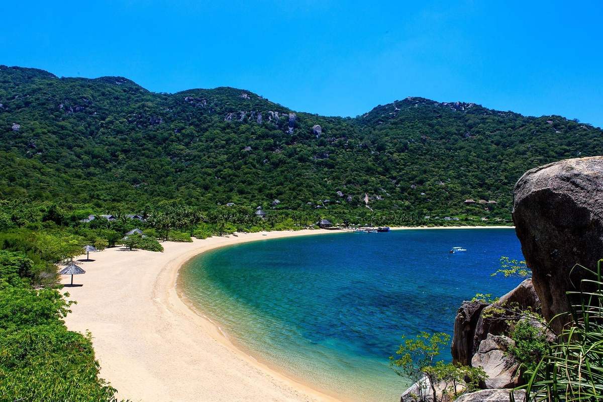 Khám phá Bãi Đầm Trầu Côn Đảo với vẻ đẹp lọt top 25 thế giới 2