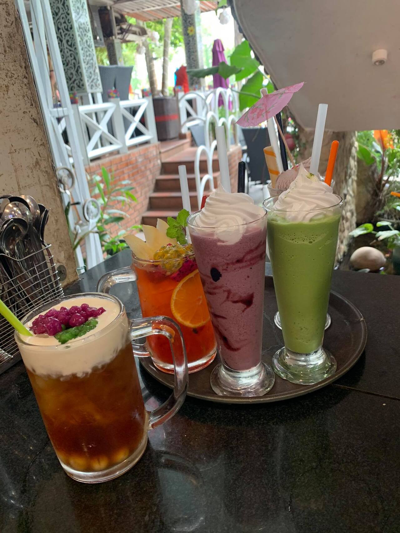 Khám phá Cafe Đồng Dao, không gian rực rỡ giữa lòng Bình Phước 4