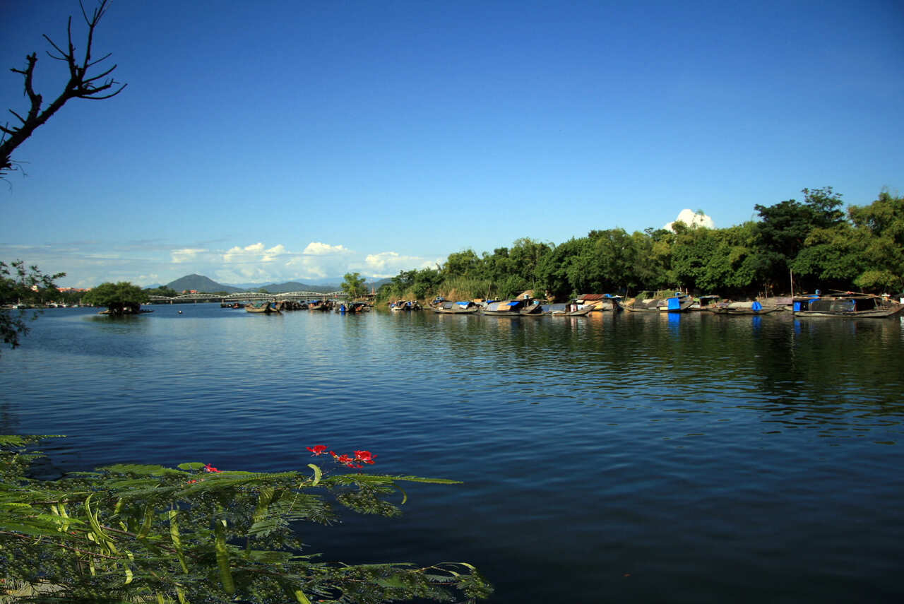 Khám phá Cồn Hến Huế - Đảo nhỏ mộng mơ giữa lòng sông Hương 3