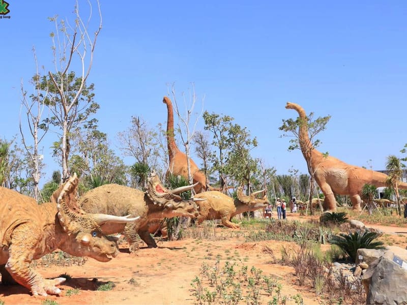 Khám phá Dino Park, công viên khủng long lớn nhất Việt Nam 6