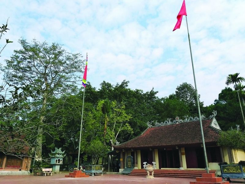 Khám phá Hạ Hòa: Vùng đất của hồ đầm, suối thác và di tích văn hóa 6