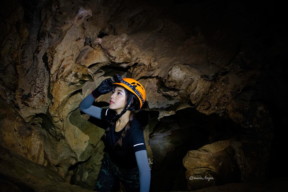 Khám phá hang Chà Lòi Quảng Bình qua những review từ Maria Tuyền 4