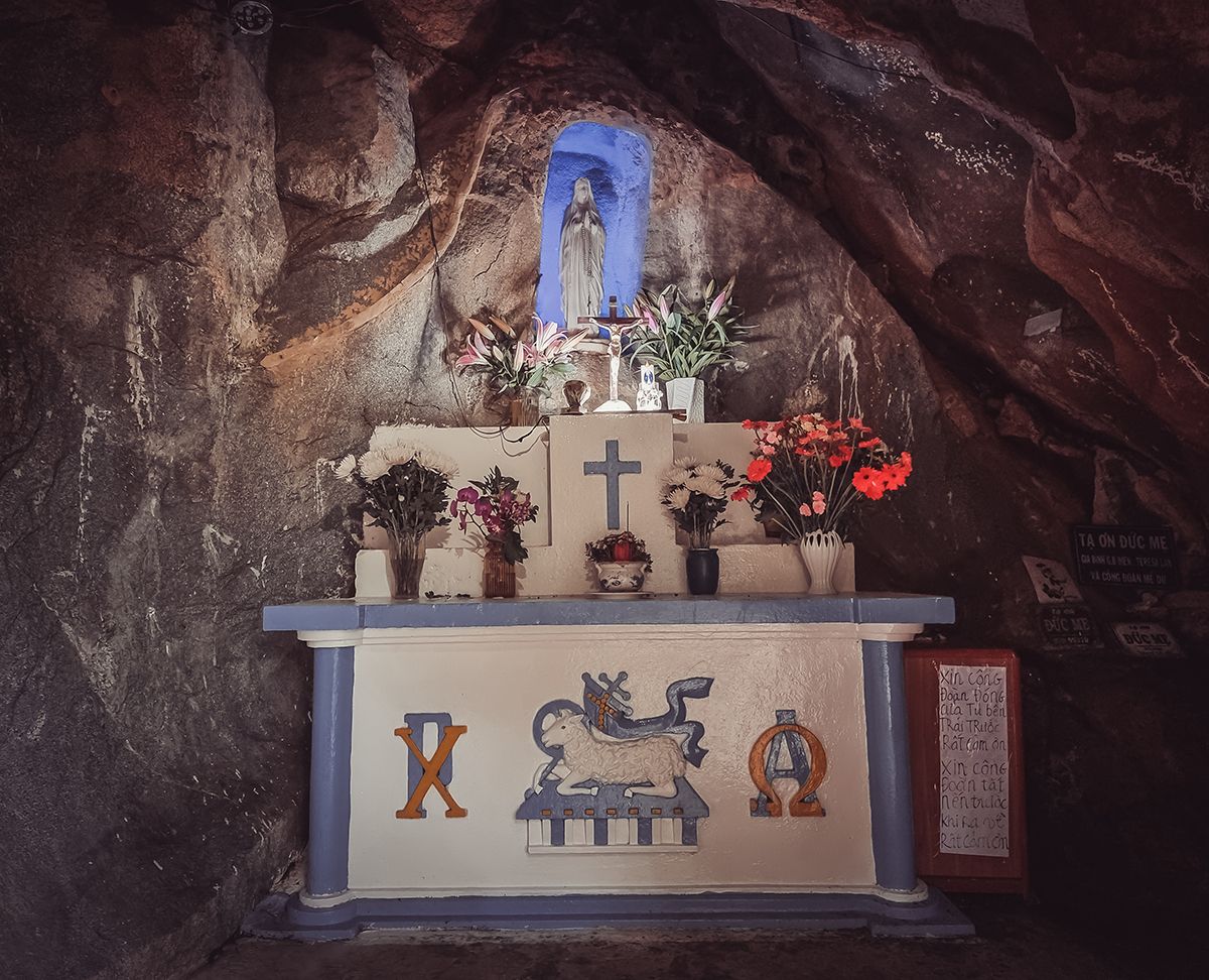 Khám phá Hang Đức Mẹ Côn Đảo, địa điểm du lịch tâm linh huyền bí 5