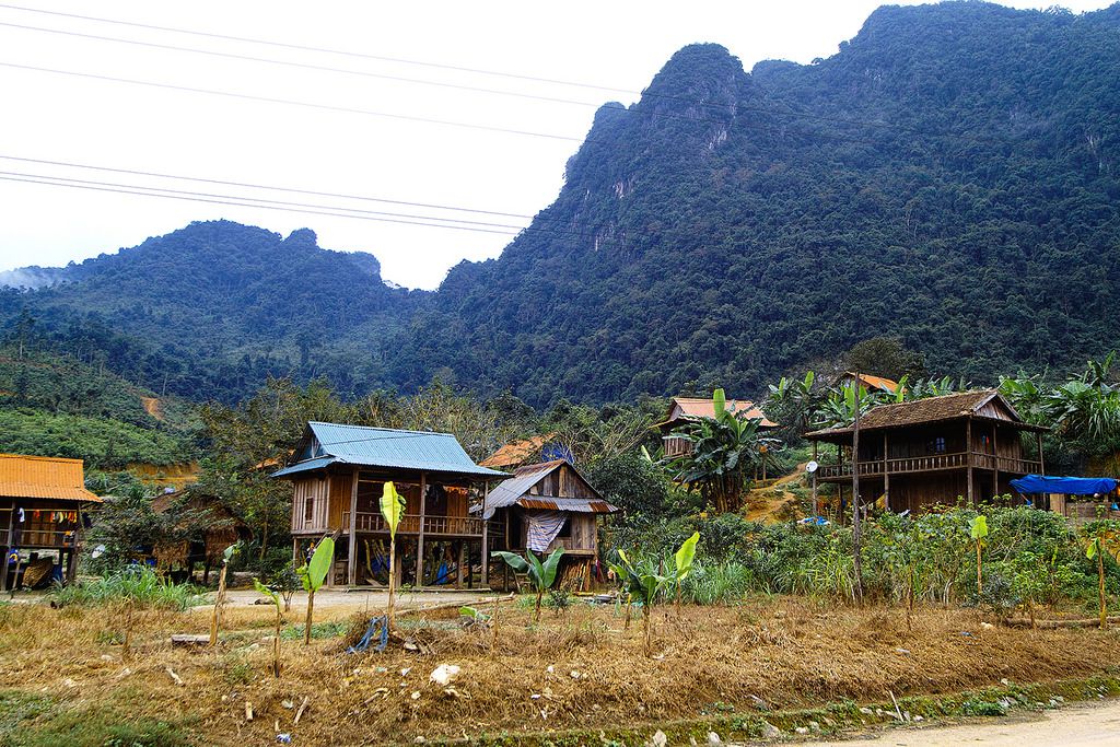 Khám phá làng Mô Quảng Bình sâu hút giữa rừng đại ngàn 9