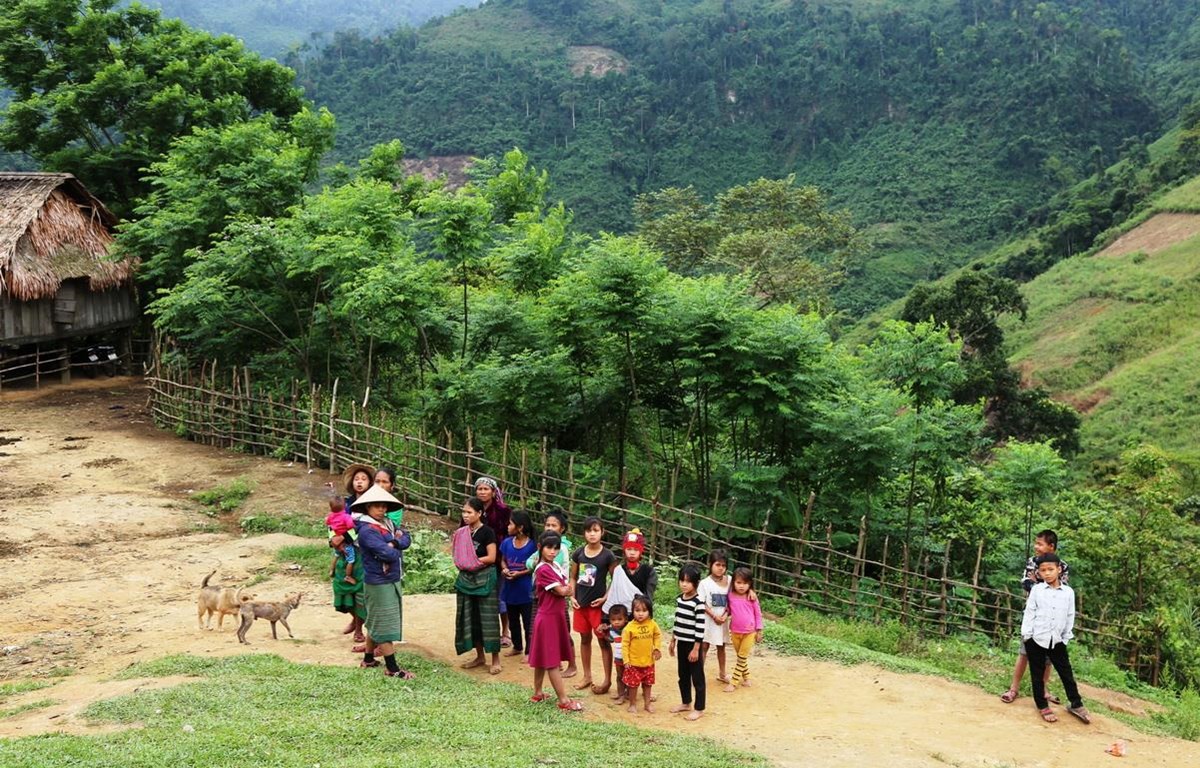 Khám phá làng Mô Quảng Bình sâu hút giữa rừng đại ngàn 10