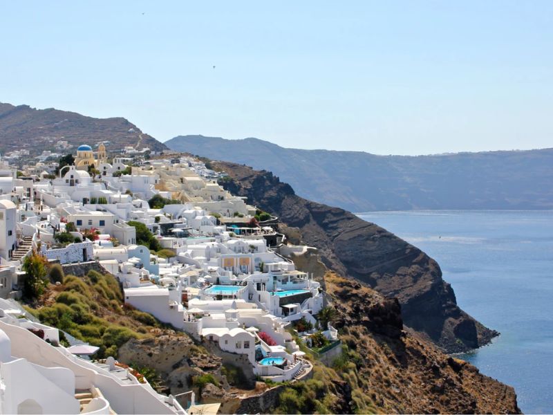 Oia Santorini thiên đường cổ tích bên bờ biển xanh Aegean 4