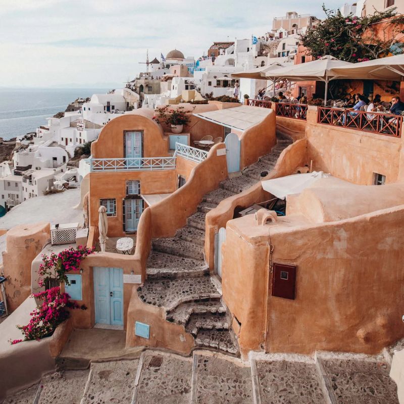 Oia Santorini thiên đường cổ tích bên bờ biển xanh Aegean 7