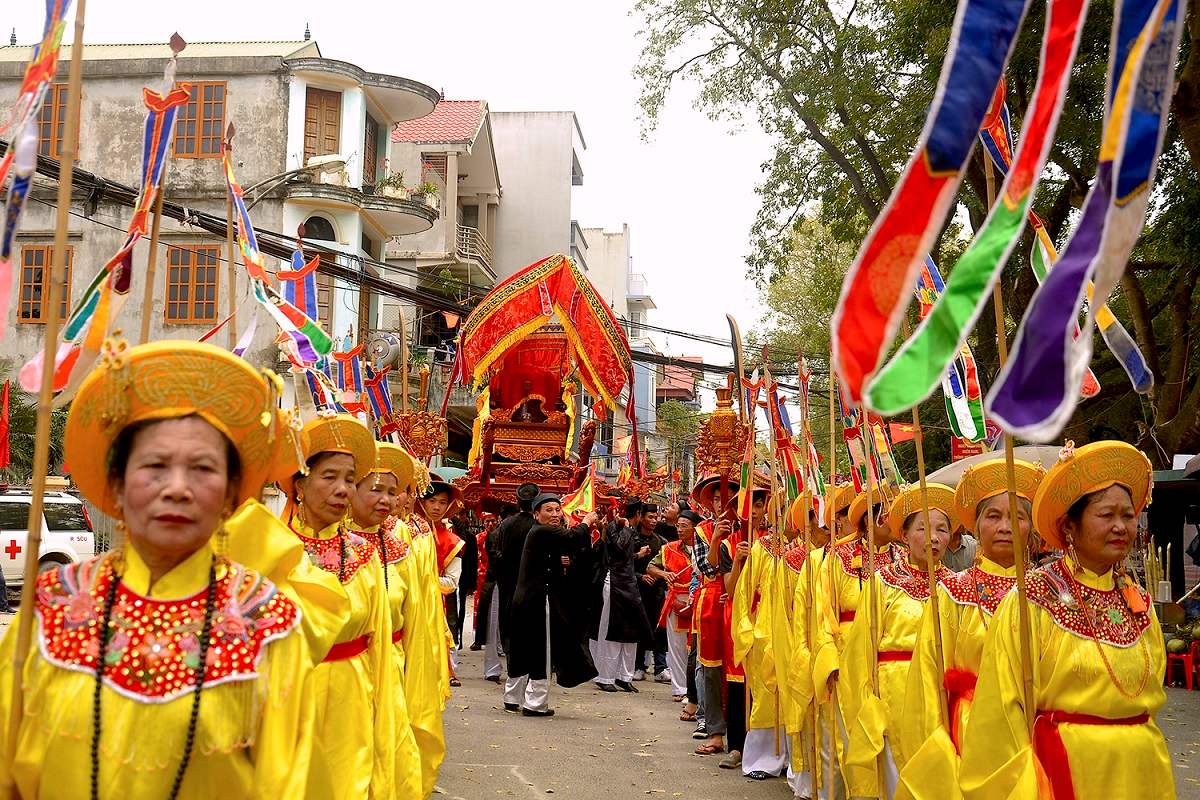 Khám phá lễ hội chùa Thầy - Nét đẹp văn hóa tín ngưỡng Việt Nam 4