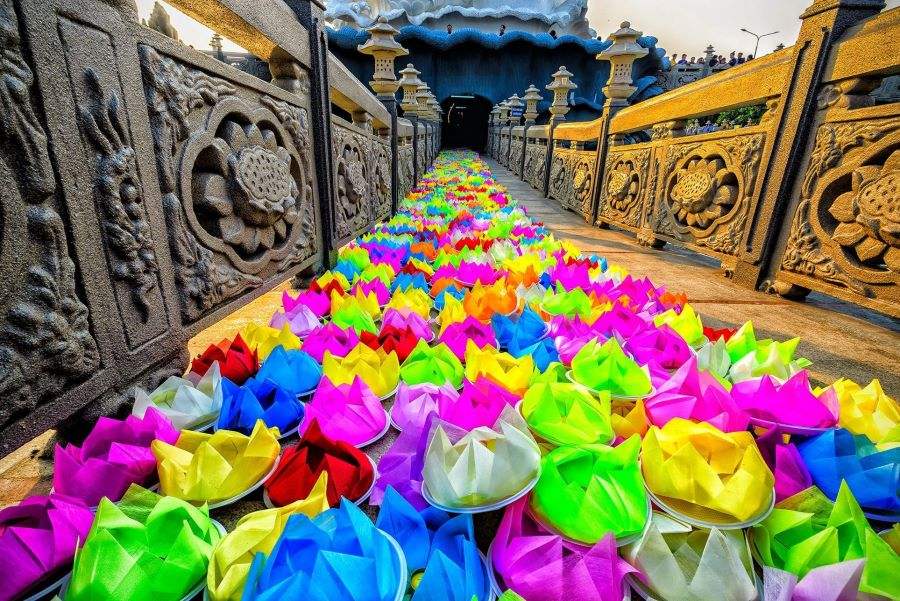 Khám phá Lễ Vía Quan Thế Âm và thả hoa đăng tại chùa Gò Kén 5