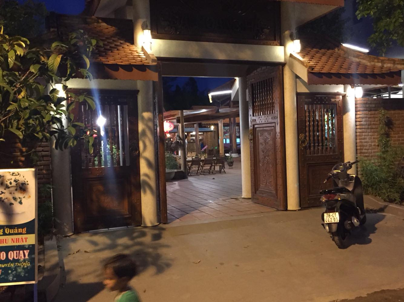 Khám phá nhà hàng ẩm thực Đông Quảng Tuy Hoà Phú Yên 2