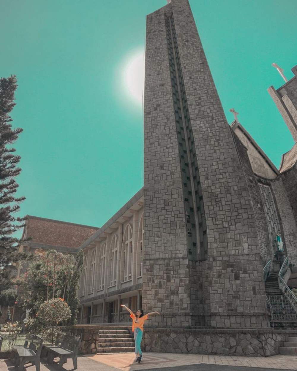 Khám phá nhà thờ Phủ Cam - Điểm nhấn của tôn giáo và du lịch tại Cố đô Huế 7