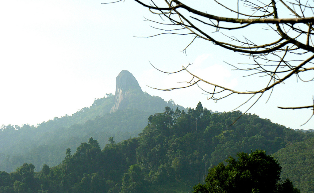 Khám phá Núi Lu Bu Bảo Lộc sở hữu vẻ đẹp linh thiêng, hùng vĩ 2