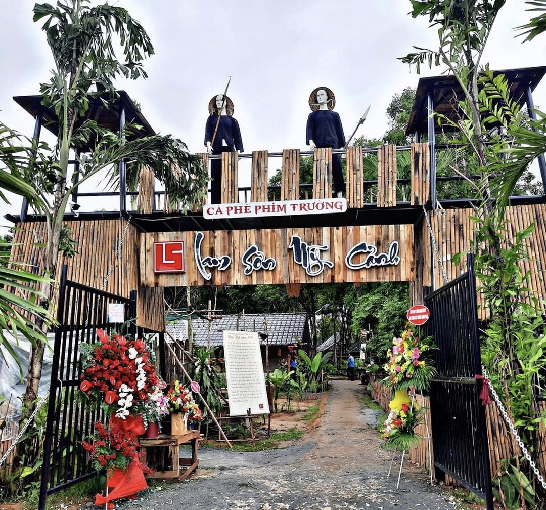 Khám phá Phim trường Cafe Lam Sơn Mỹ Cảnh làm mưa làm gió tại Bình Dương 2
