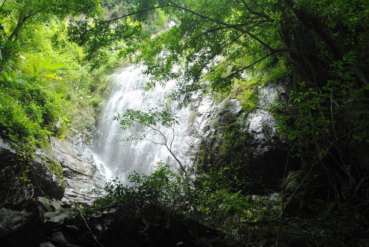 Khám phá thác Otuksa trên núi Cấm, địa điểm cực chill ít người biết đến 2