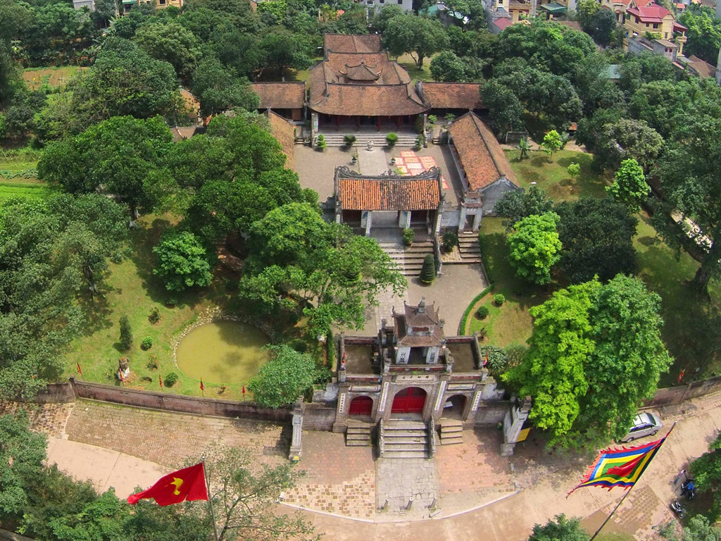Khám phá top 5 ngôi chùa cầu duyên ở Hà Nội 6