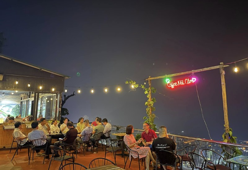 Cafe Núi Cấm: Tọa độ vàng ngắm trọn thiên nhiên Hà Giang 8