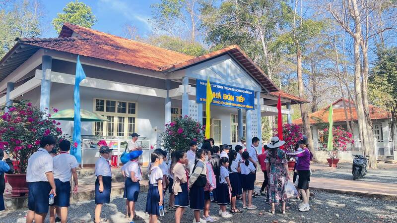 Khu di tích Căn cứ Trung ương Cục miền Nam vang bóng một thời 10