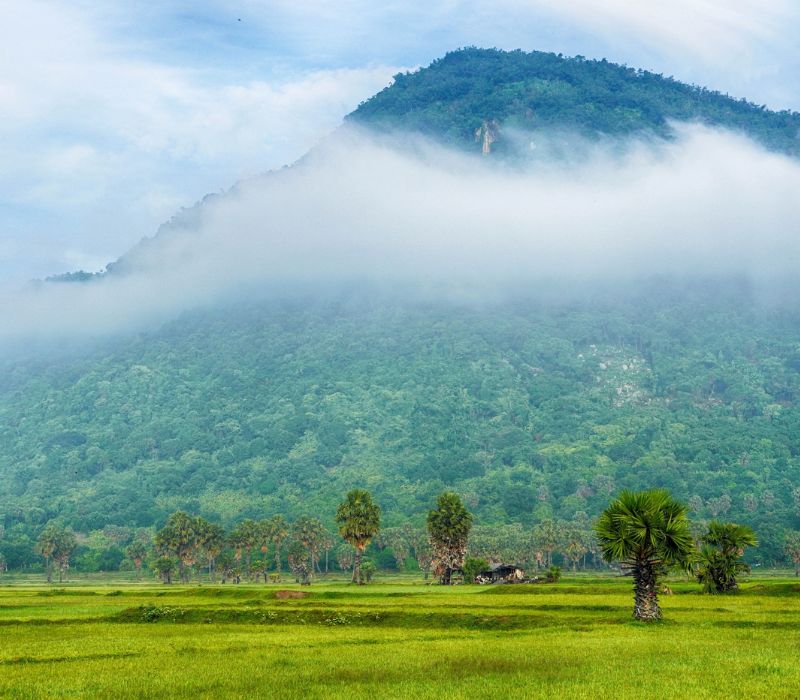 Khu du lịch Núi Cấm An Giang vẻ đẹp linh thiêng của núi rừng