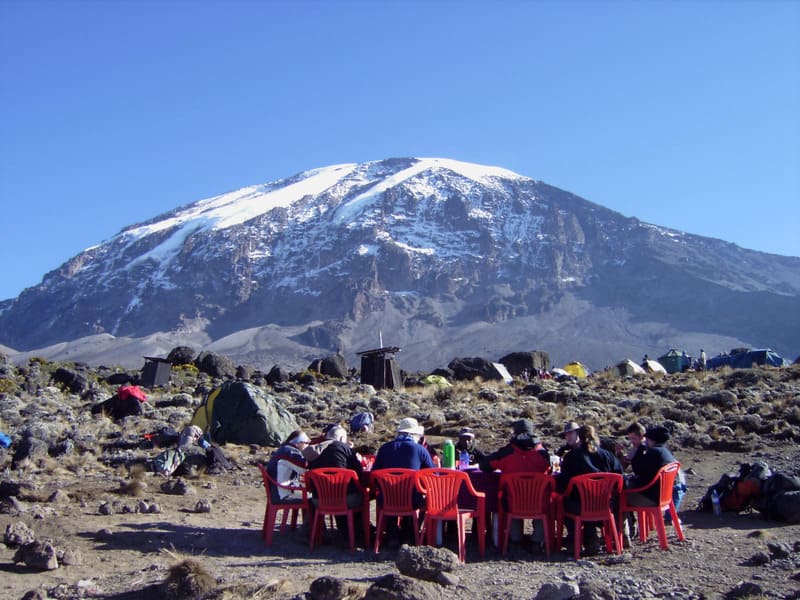 Về Kilimanjaro đi tìm nóc nhà Châu Phi huyền bí 6