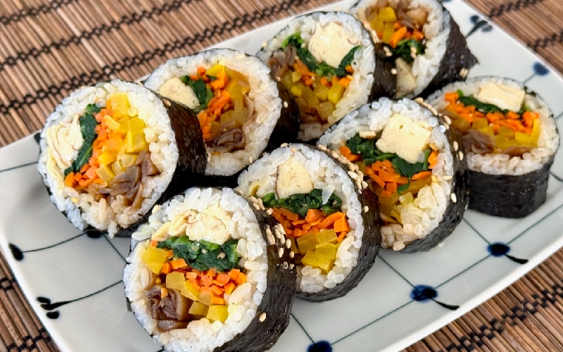 Kimbap: Món ăn đường phố “quốc dân” mang đậm hương vị Hàn 3