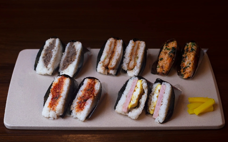 Kimbap: Món ăn đường phố “quốc dân” mang đậm hương vị Hàn 7