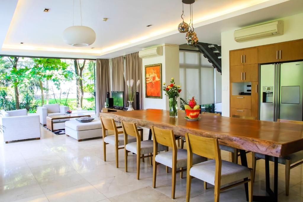 Kim's Ocean view Villa Danang, không gian xanh mát bên bờ biển 3