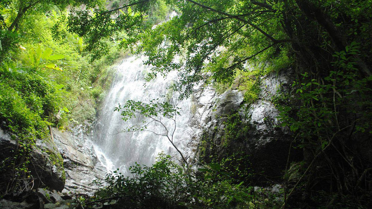Kinh nghiệm khám phá thác Otuksa, điểm đến hoang sơ trên núi Cấm 4