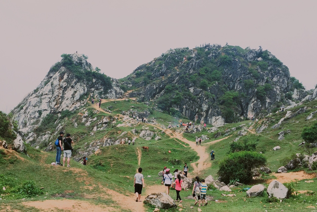 Kinh nghiệm phượt núi Trầm – Cao nguyên đá Hà Giang thu nhỏ ngoại ô thủ đô 3