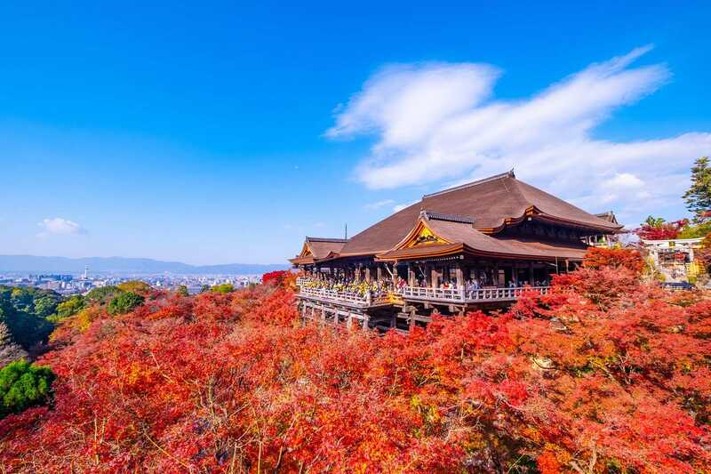 Chùa Kiyomizu-dera độc đáo, vũ đài bên vách núi Kyoto 10