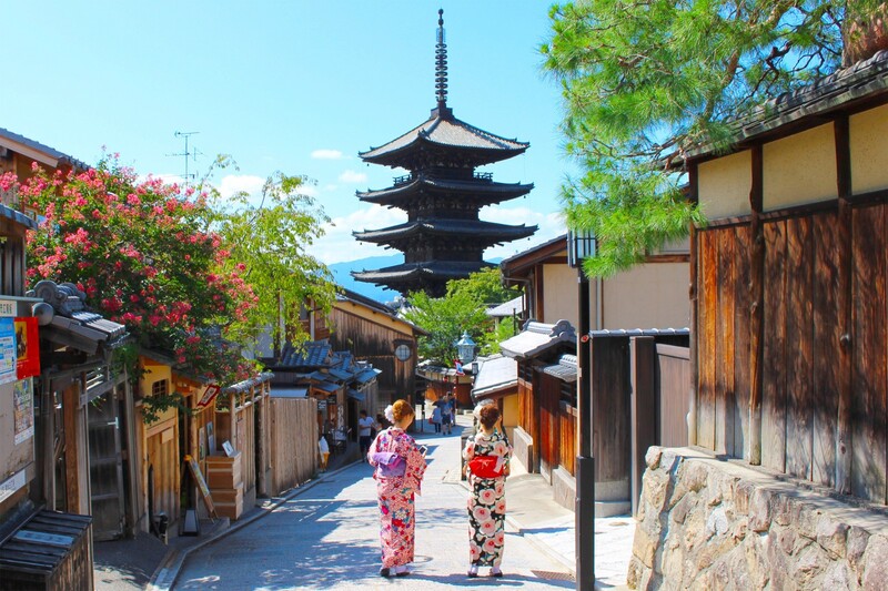 Chùa Kiyomizu-dera độc đáo, vũ đài bên vách núi Kyoto 11