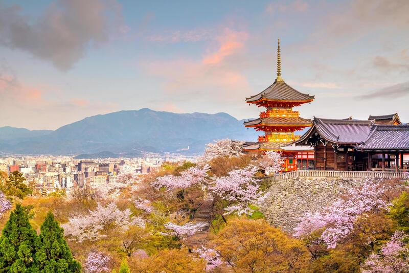 Chùa Kiyomizu-dera độc đáo, vũ đài bên vách núi Kyoto 9