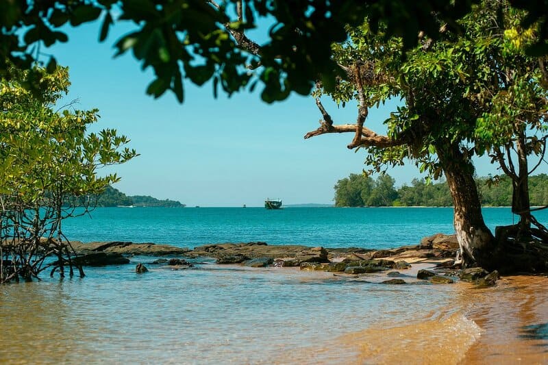 Có gì tại Koh Ta Kiev, đảo ngọc xinh đẹp xứ chùa tháp? 3