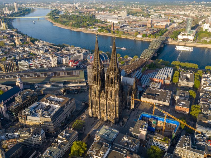 Khám phá Köln cổ kính bên dòng sông Rhine, Đức 3