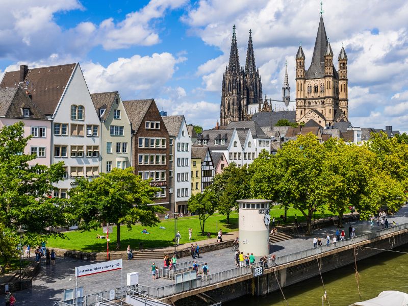 Khám phá Köln cổ kính bên dòng sông Rhine, Đức 4