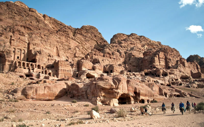 Kỳ quan thế giới hiện đại thành phố Petra Jordan cổ kính 3