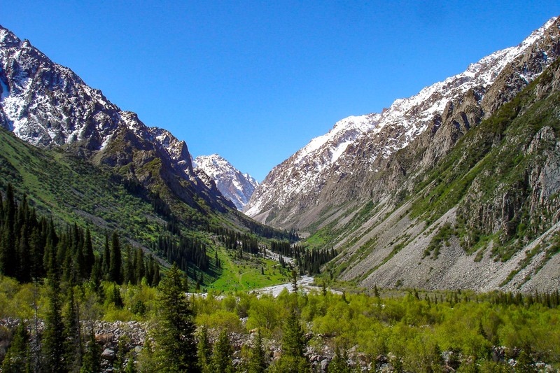 Vén màn Kyrgyzstan, khám phá miền đất hoang sơ ở Trung Á 7
